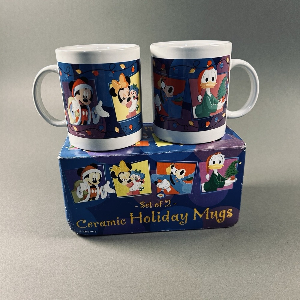 Disney Mickey Minnie Donald Goofy Christmas Holiday Ceramic Mugs Set of 2 Box
